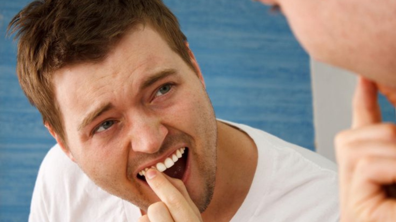 Gum Disease Symptoms 
