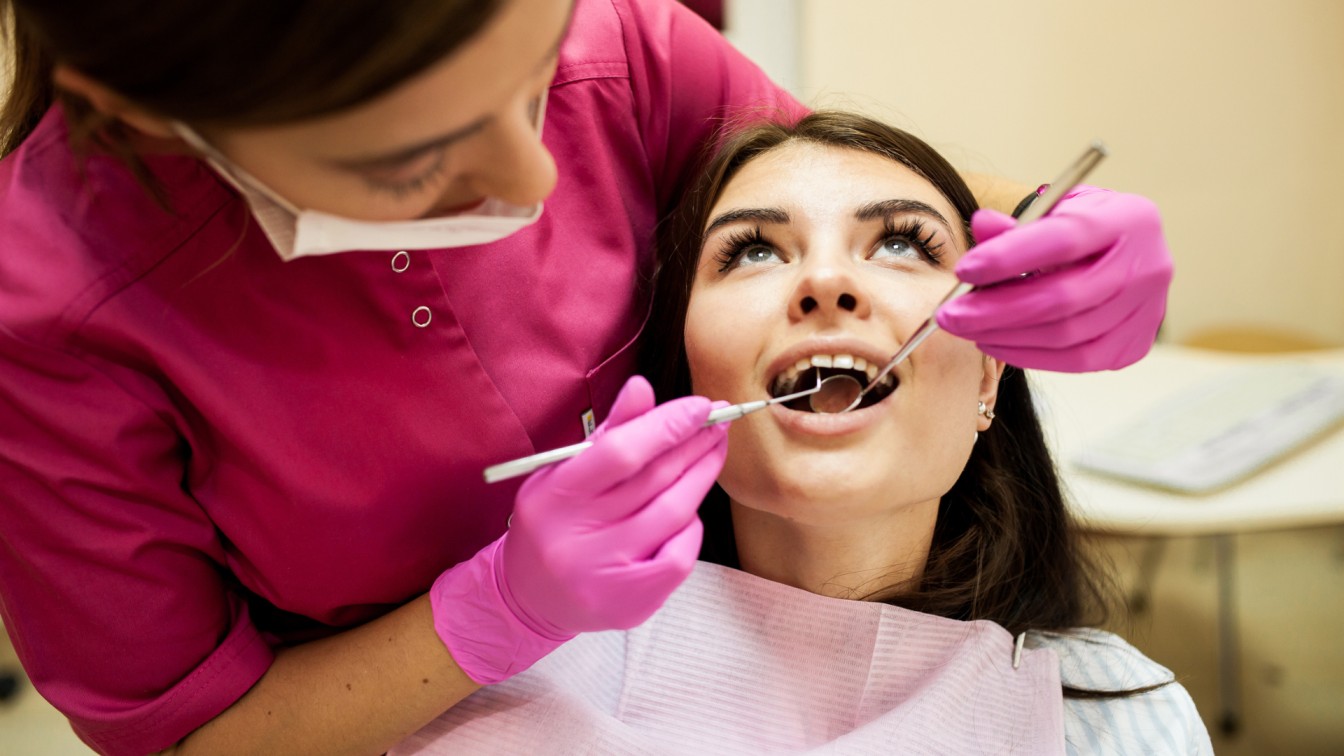 Cosmetic Dentist